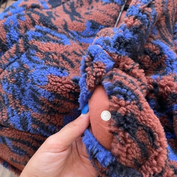 Lululemon Oversized Fleece Scuba Colorful - Picture 7 of 8